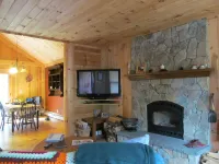 Comfy Home in the Adirondacks, close to Gore Mnt, hiking & snowmoble trails Hotels in Indian Lake