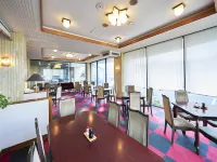 Select Inn Tsuruga - parking