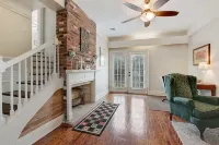 NEAR FRENCH QUARTER - 4 Bdrm Home - LOW RATES! - Safest Neighborhood.