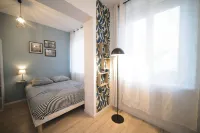 Cosy, comfortable studio close to town center and transport (4)