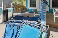 *Fall Dates*-Large Private Pool-Fire Pit-Walk to Beach-Dog Friendly-King Beds