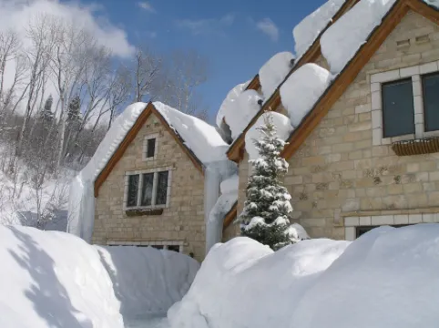 STONEHILL LODGE, SWIM, HIKE, SKI, LUXURY