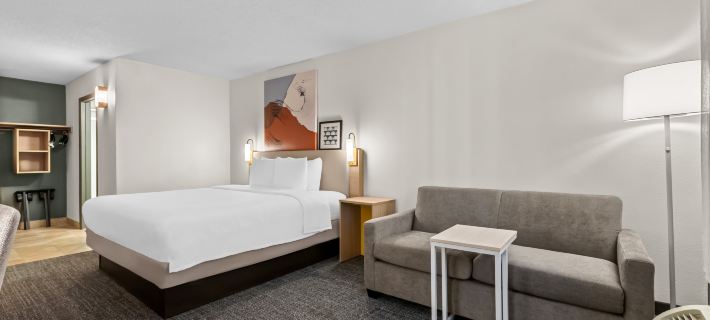 Spark by Hilton Bensalem Philadelphia Hotels in Bucks County