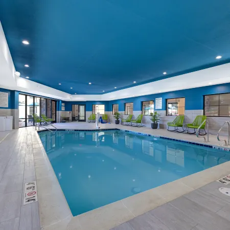 Hampton Inn & Suites by Hilton Marina