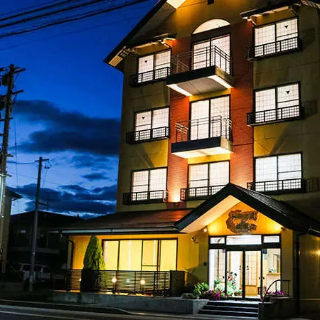 TOMOEYA RYOKAN