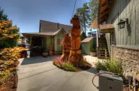 Bass Lake House, Waterfront, BBQ, Foosball, 3BD: 1.5BTH! Các khách sạn gần The Pines Bar Bass Lake