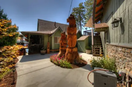 Bass Lake House, Waterfront, BBQ, Foosball, 3BD: 1.5BTH!