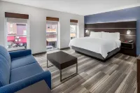 Holiday Inn Express & Suites Deadwood-Gold Dust Casino Hotels in Deadwood
