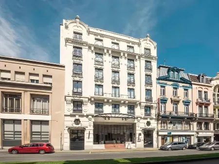 Mercure Lille Roubaix - Grand Hôtel Отели в г. Ваттрело