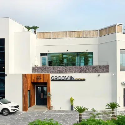 คาเฟ่ พวงเศียร แขกคุณ โรงแรมใกล้สะพานเชื่อมปูซาน-เกาะเจ