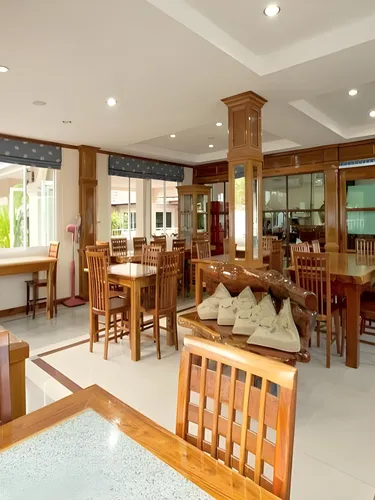รูปภาพของต้นคูณรีสอร์ท จ.สุรินทร์
