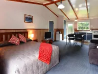 Fairy Springs Motel Hotels in Hamurana