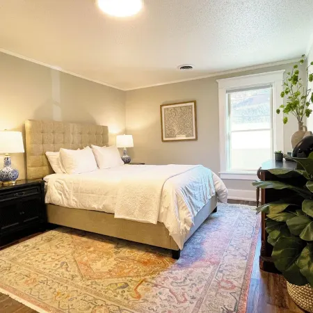 Full Kitchen // Spacious Living Room // Walk to Mineral Springs and Restaurants