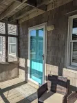 1 min walk to the Beach! In heart of Buxton- sleeps 6, pets welcome, W/D