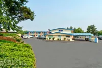 Studio 6 Suites Albany, or فنادق في Lebanon