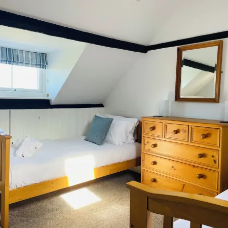 Amazing Sea Views Set in 7 Acres of Fields Dog Friendly on the Welsh Coast Path. Hotels in Nefyn