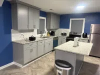 Renovated Far-West Midtown Apt