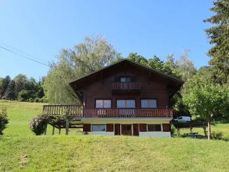 Saci Отели рядом с достопримечательностью «Golden Pass Railway»