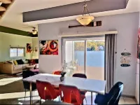 Charming 3-bed 2 bath,Lakehouse off GrassLake in White Lake. Corporate Rental! Hotels in White Lake charter Township