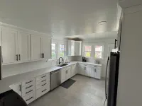 Newly remodeled Spacious 4-BM house in Phoenixville with OS parking/ central, AC Hotels in Phoenixville