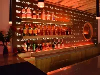 Hayali Suites - bar