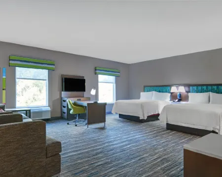 ハンプトン  イン & スイーツ マクレニー I-10 マックレニーのホテル