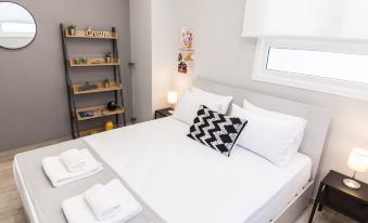 Renovated Gem in Zografou