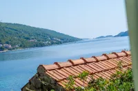 Seafront Apartments Olivera