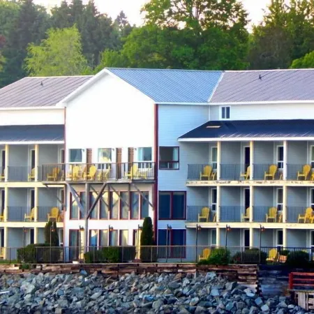 St Andrews Inn & Suites Отели в г. Шарлотт