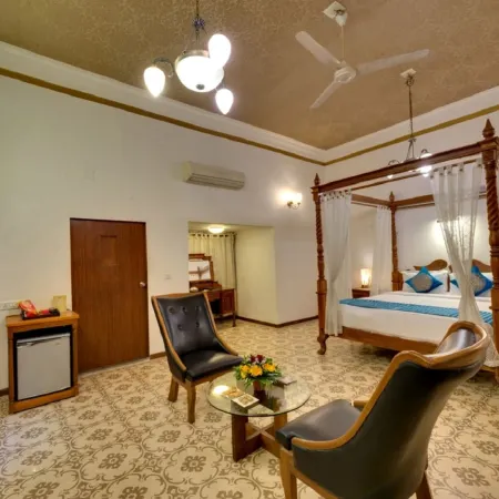 WelcomHeritage Mani Mansion Отели рядом с достопримечательностью «Мост Nehru»