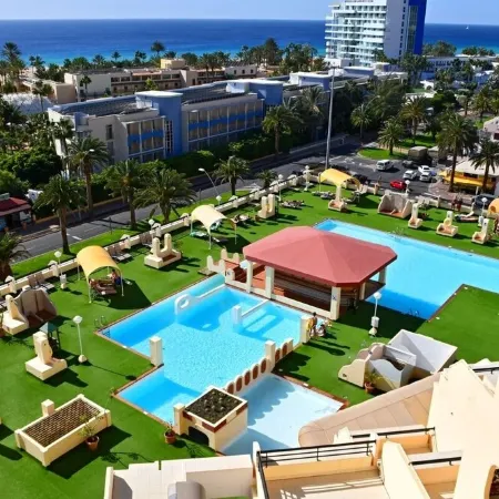 Vacation apartment SARA, Morro Jable, sea view, close to the beach, internet