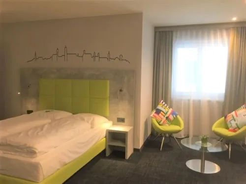 SleepySleepy Hotel Dillingen - parking