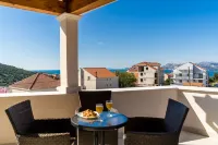Apartments Šmanjak Hotels in Cilipi