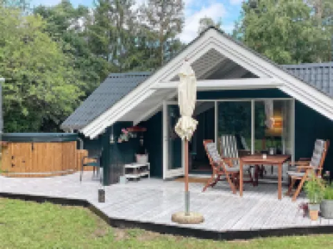 Bright Cottage With Hot Tub - By Traum Ferienwohnungen