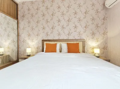 Chic 1BR Cascade Views and Near Opera Hotels in 