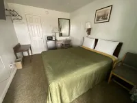 Kansan Motel Hotels in 