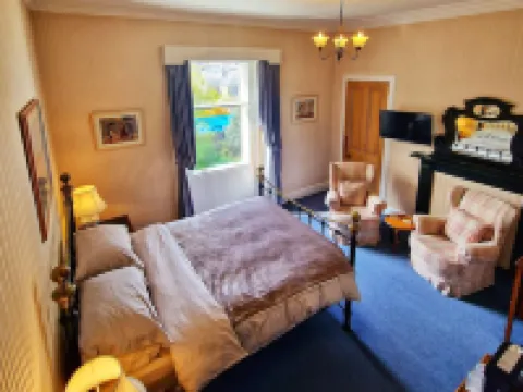 The Pines Guest House Hôtels à : Elgin