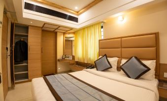 Hotel Grand Sabarees