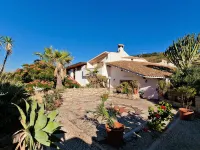 Equipped Villa with Private Pool and Panoramic Sea Views