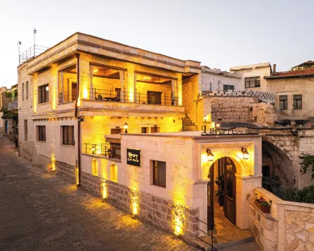 Library Cave House Hotels in Ortahisar