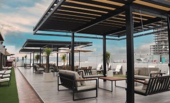 Hotel West Plaza