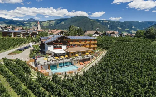 Hotel Jonathan Hotels in Natz