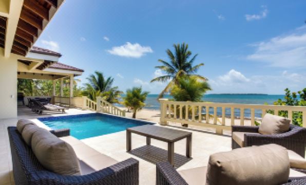 Naïa Resort and Spa