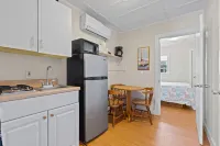 Beach Motel and Suites - 2-Star