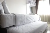 Nice View Studio Apartment at Harvard Jatinangor Near Ipdn