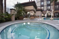 Holiday Inn Express & Suites ONTARIO AIRPORT by IHG - spa