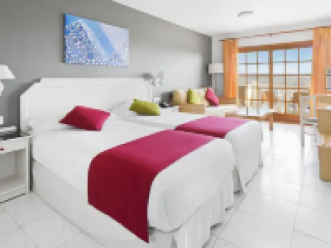 エルバ カスティージョ サン ホルヘ＆アンティグア スイート ホテル マクソラタのホテル