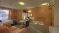 Cousins Motor Inn Hotels in Inverell