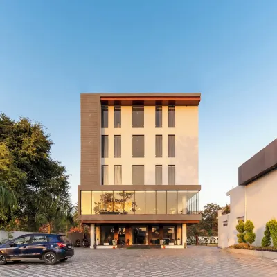Hotel Bafna Lawn Hoteles en Jiwalamari