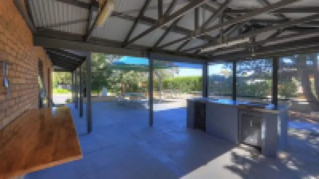 Airport Tourist Village Melbourne Hotels in Westmeadows